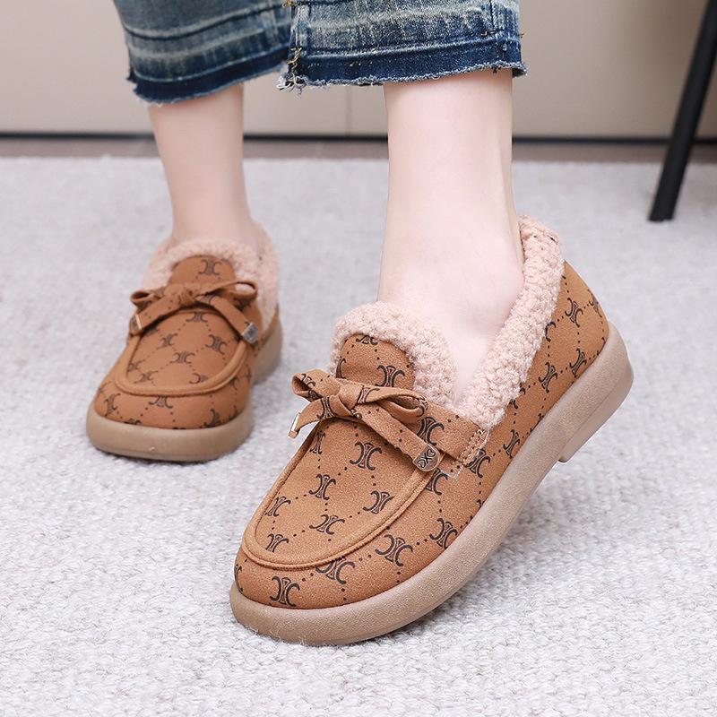 Cotton shoes women's 2025 winter new velvet thickened casual fashion Doudou shoes soft sole non-slip one-pedal mother shoes
