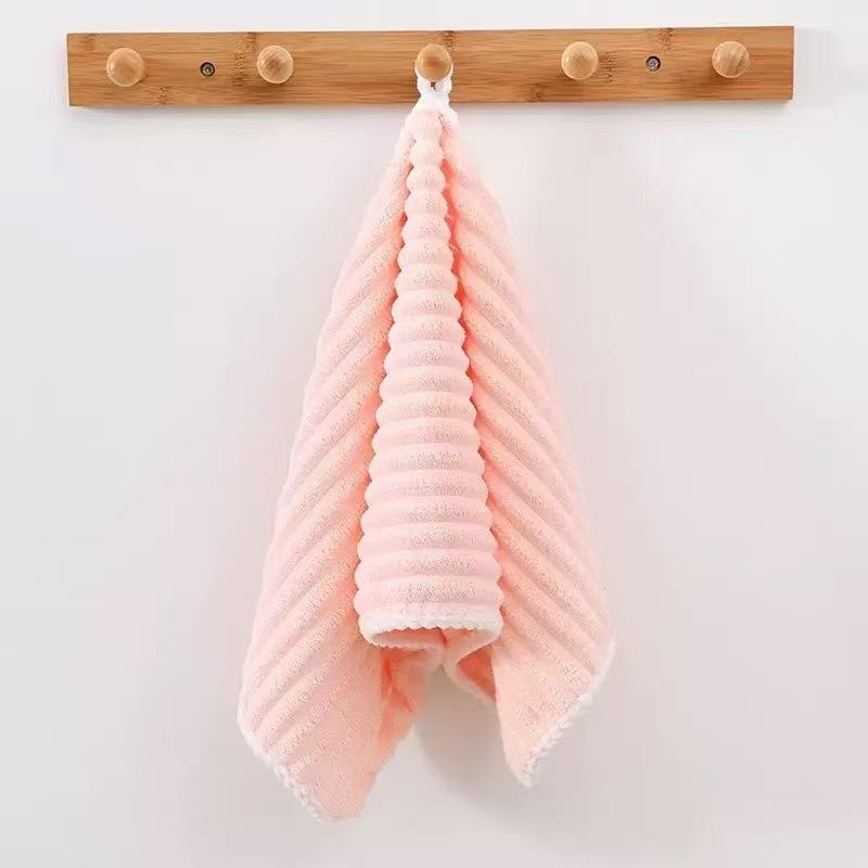 Ručník z korálového fleecu, Jednobarevný, Měkký a savý, Víceúčelový, Vhodný pro hotelové koupelny.