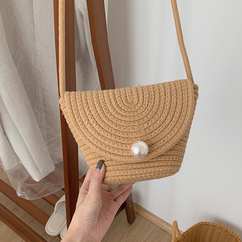 

Korean-Style Crossbody: Cotton Thread & Imitation Pearl Flap Straw Beach Bag for Women