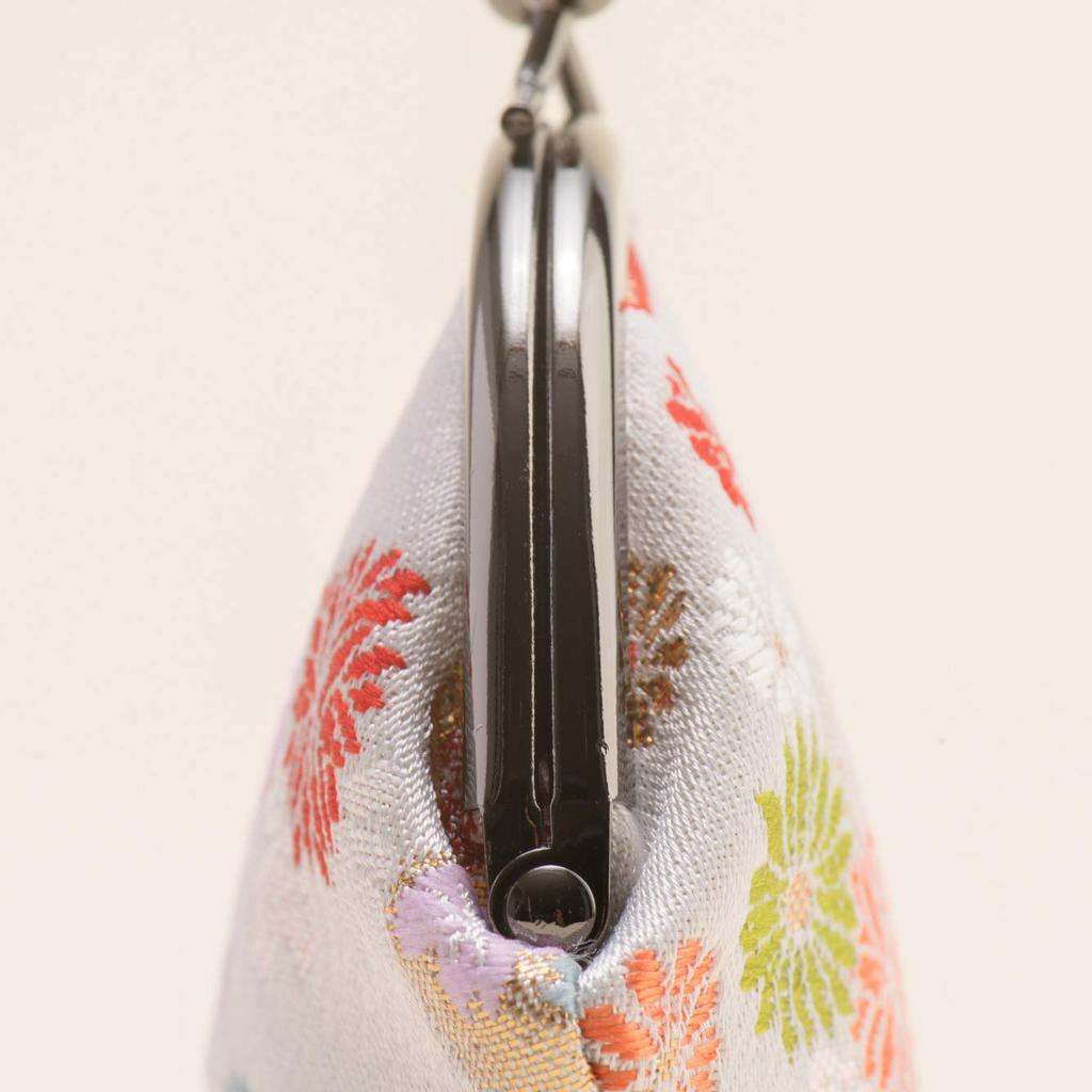 Kyoto Geibido clasp handcrafted by with a Japanese made in Japan red fan Nishijin-ori 2.6-inch wallet, artisans, pattern, (black, face)