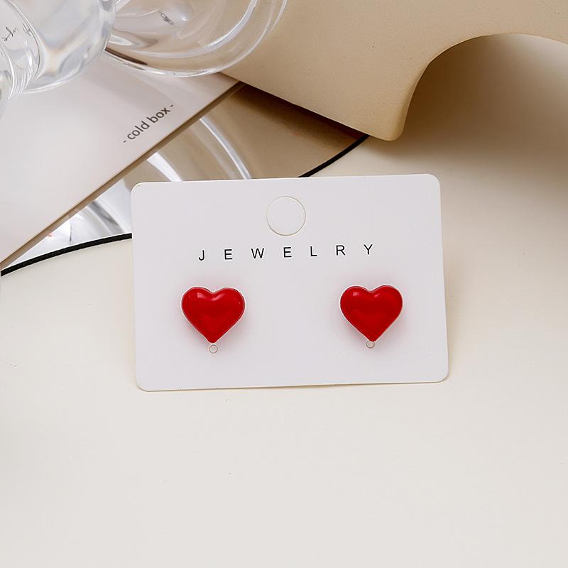 Cute Love Stud Earrings Three-Dimensional Peach Heart Stud Earrings Simple Jewelry Stud Earrings