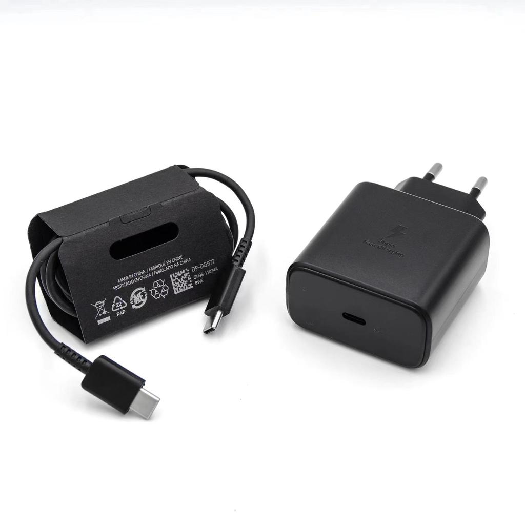 Samsung Galaxy S21/S22 Ultra Charger: PD45W Super Fast Charging for EU/US/UK.