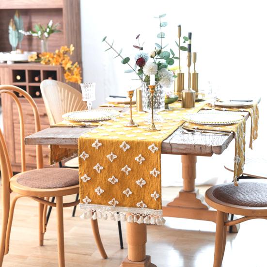 Boho Burlap Yellow Table Runner Wear Resistant Stain-Resistant Machine Washable Summer