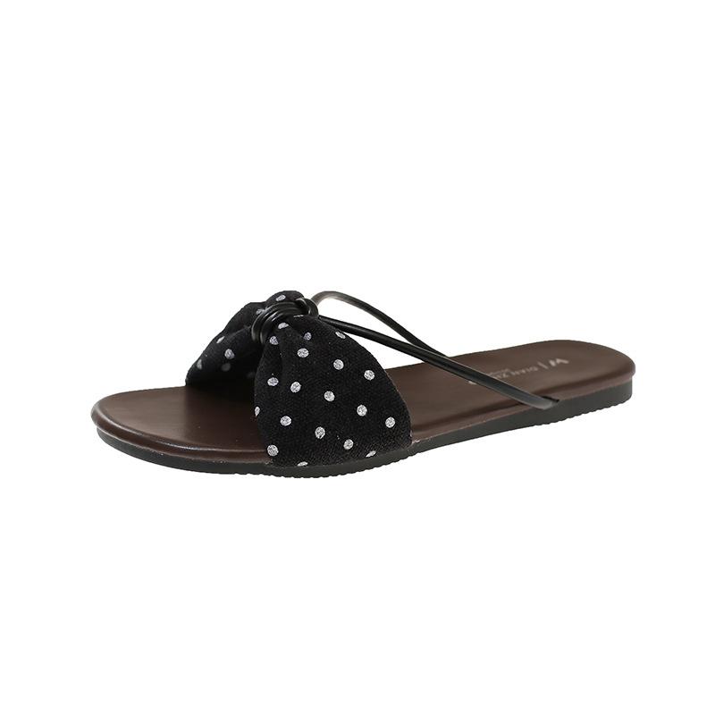 Internet celebrities with the same polka dot bow slippers women's summer wear non-slip soft sole one-word drag gentle wind sandals