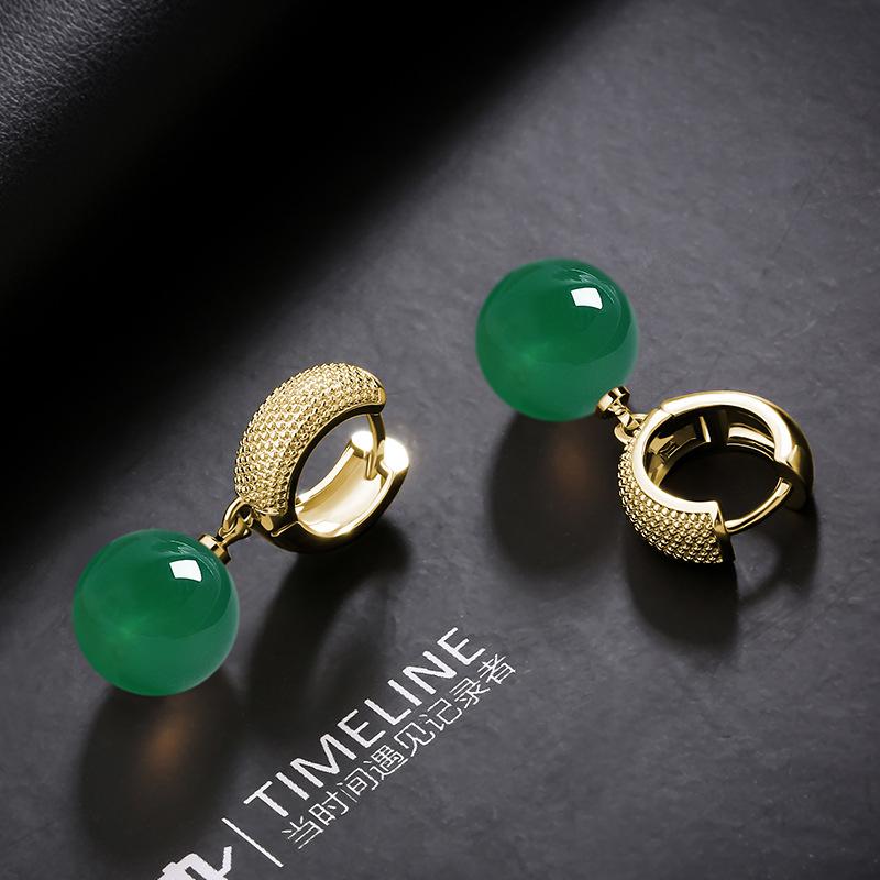 Women's Hypoallergenic Hoop Buckle Earrings Vintage Round Aamber Beeswax Drop Hanging Earring Lady Party Ear Decoration Zircon