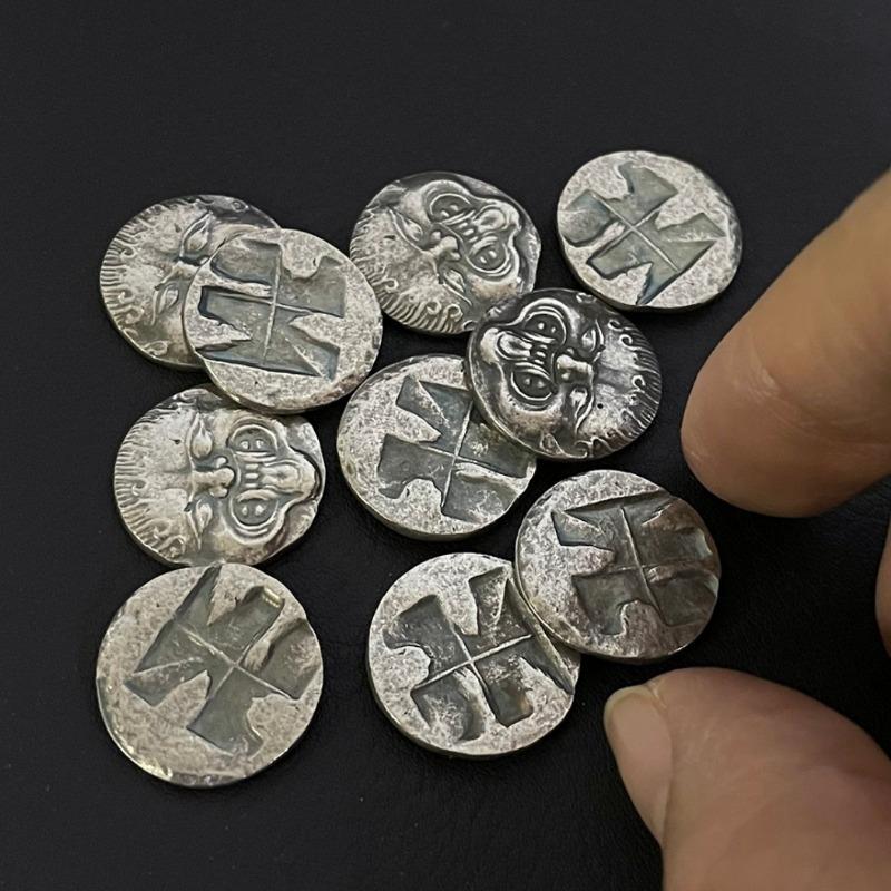 Antike griechische Mythologie Schlangenhaarige Hexe Medusa Metallabzeichen Handwerk Münze Ornament Geschenk Kopie