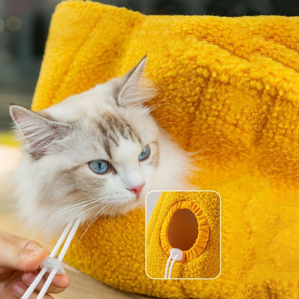Cute Giraffe Pet Outgoing Bag Animal Shape Pet Plush Backpack Cat Transporter Bag  Winter