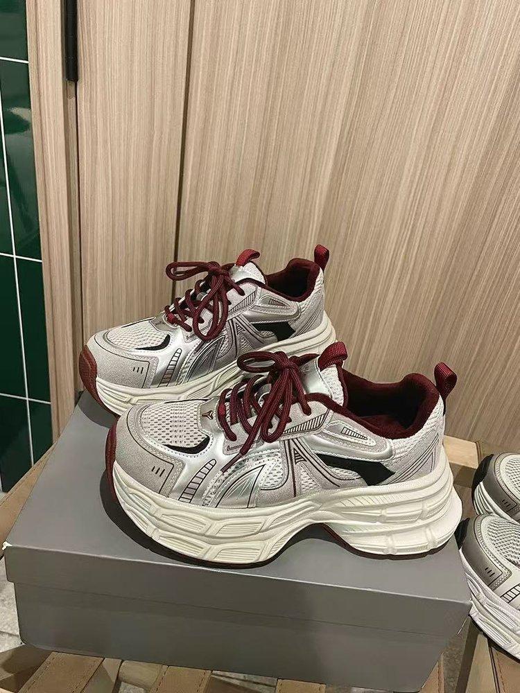 2025 spring small sports shoes ultra-light breathable thick-soled heightening casual shoes women's versatile Ankola red dad shoes