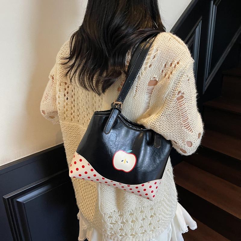 Summer Cute Girl Apple Polka Dot Handbag New Niche Design Sense Commuter Small Tote Bag