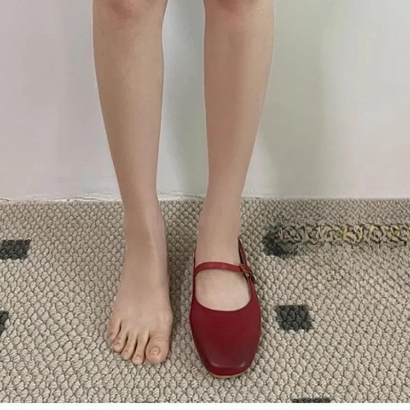 Fashion Ladies Shoes on Offer New Hot Sale Mary Janes Women's Flats Outdoor Daily Women Square Toe Buckle Strap Shallow Retro Flat Shoes