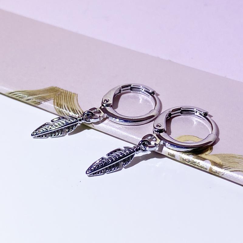 Punk Design Leaf Feather  Silver Needle Hoop Earrings for Women Men  Accessories Stainless Feather Earring Brincos