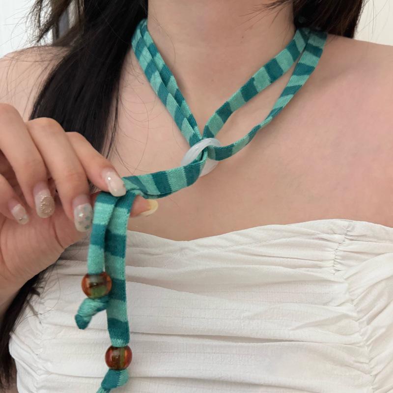 Retro Dopamine Stripe Clavicle Necklace: Unique, Trendy, Color Block Design for Women