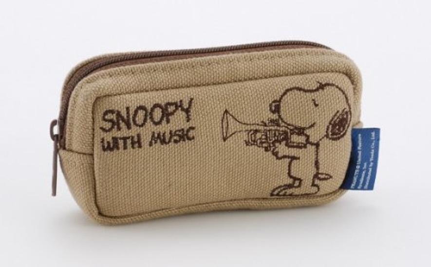 

SNOOPY с чехлом для музыкального мундштука и набором крестовин (труба)