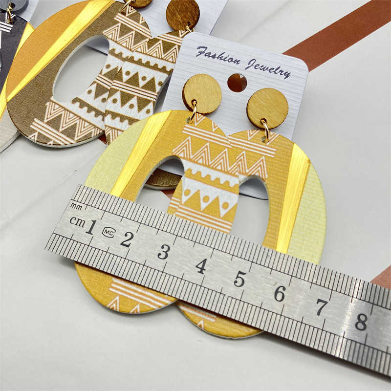 Mid-Ancient Bohemian Style Vintage Jewelry Earrings Fashion Wood Ornament