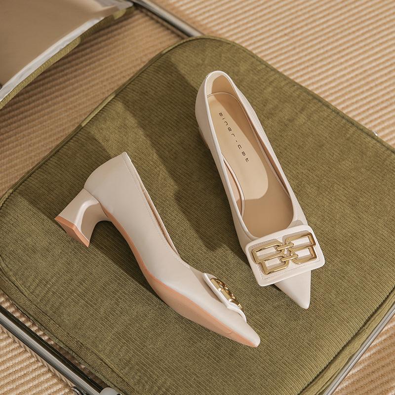 

571-2 [sheepskin] high heels women s thick heel autumn 2025 new versatile pointed commuter middle heel single shoes 39