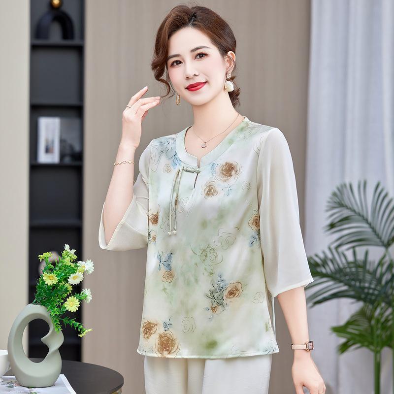 Stylish Chiffon Seven-Sleeve Maternity Blouse for Middle-Aged Women 5XL (140-150 jin) светло-зеленый