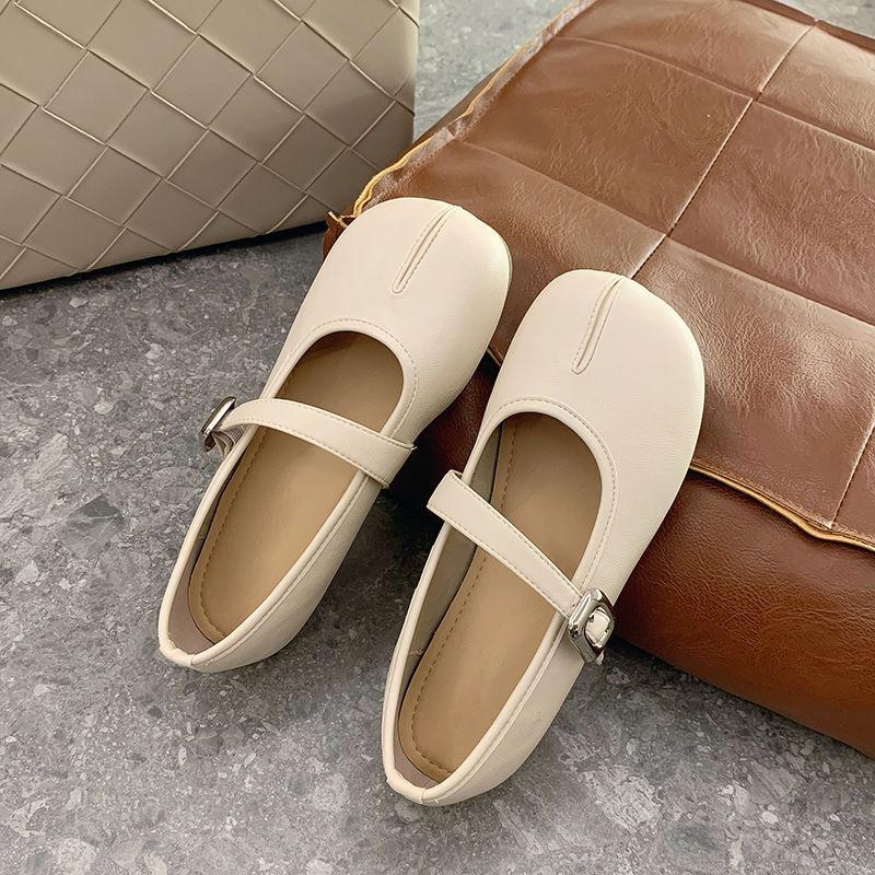 Mary Jane Shoes Summer New Shallow Mouth Round Head One Word Buckle Strap Flat Bottom Fashion Versatile Pearl Shoelace Single Shoes