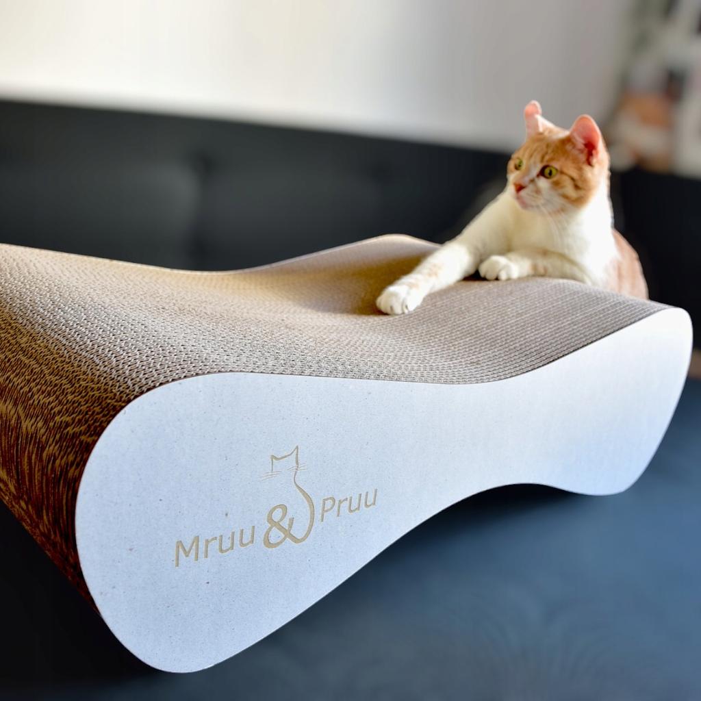 Mimi cat scratching post | white 40cm | 70x23x40 cm | MruuPruu
