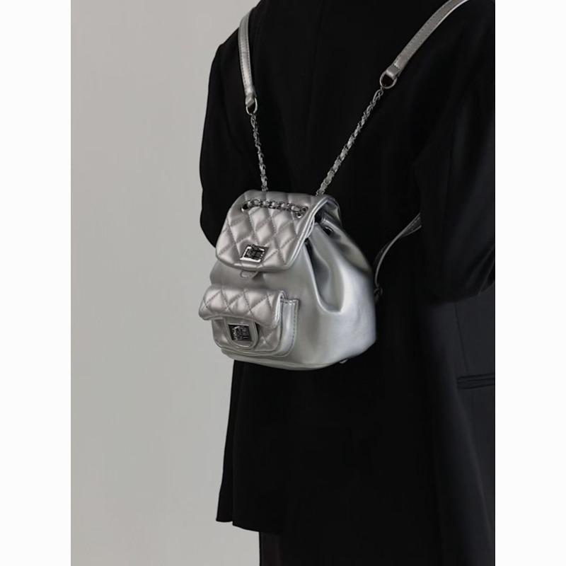 Small Xiangfeng Check Pattern Embroidered Shoulder Bag with Chain Strap - Fashionable Backpack for Outings and Travels