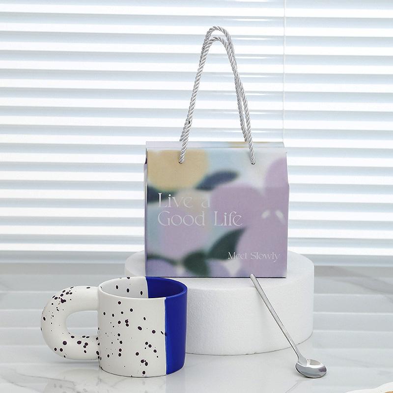 

Простая чашка для воды из керамики с брызгами туши, парная, подарок на Новый год, кружка, выглядящая дорого, сувенирный подарок, подарочная коробка для мероприятия 301-400ml