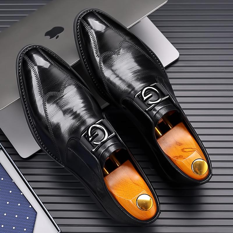 2025 Spring Men's Versatile Leather Slip-ons: Trendy Business & Casual Shoes