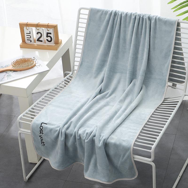 Embroidery Youthful Absorbent Bath Towel