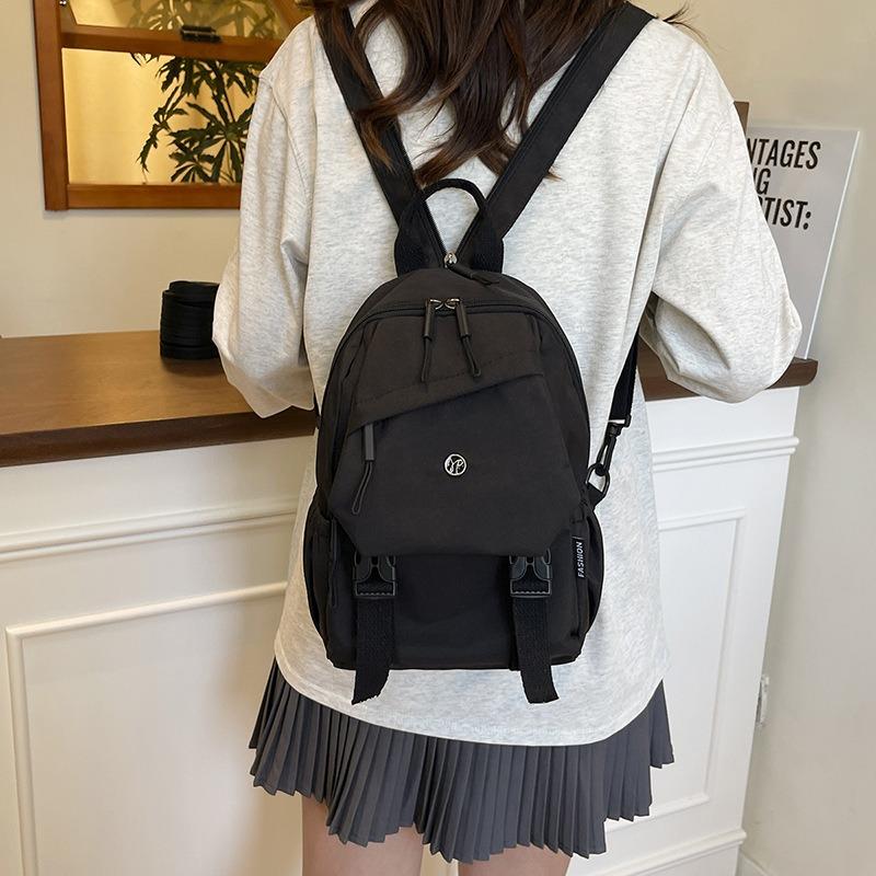 Lightweight New Backpack Multifunctional Shoulder Bag Solid Color Backpack Fashion Messenger Bag High Value Casual Messenger Bag