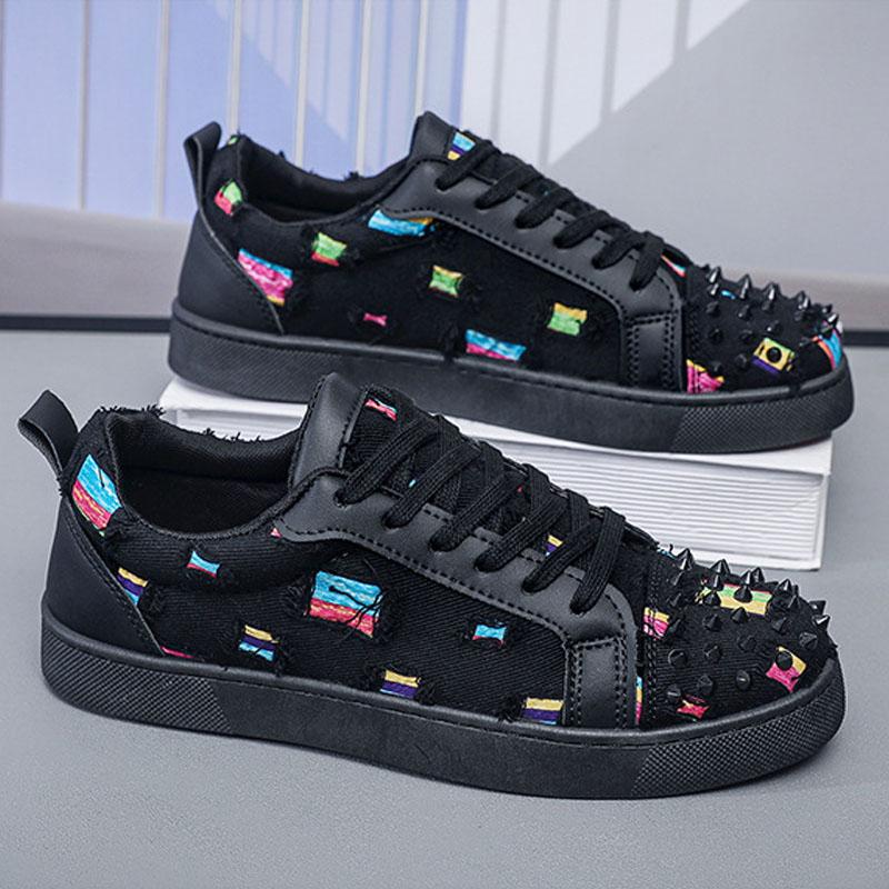 

Повседневная обувь Мужские кроссовки в стиле панк с заклепками Модные цветные парусиновые туфли с кисточками Мужские нескользящие туфли на плоской подошве со шнуровкой Обувь для скейтбординга 44 чёрный
