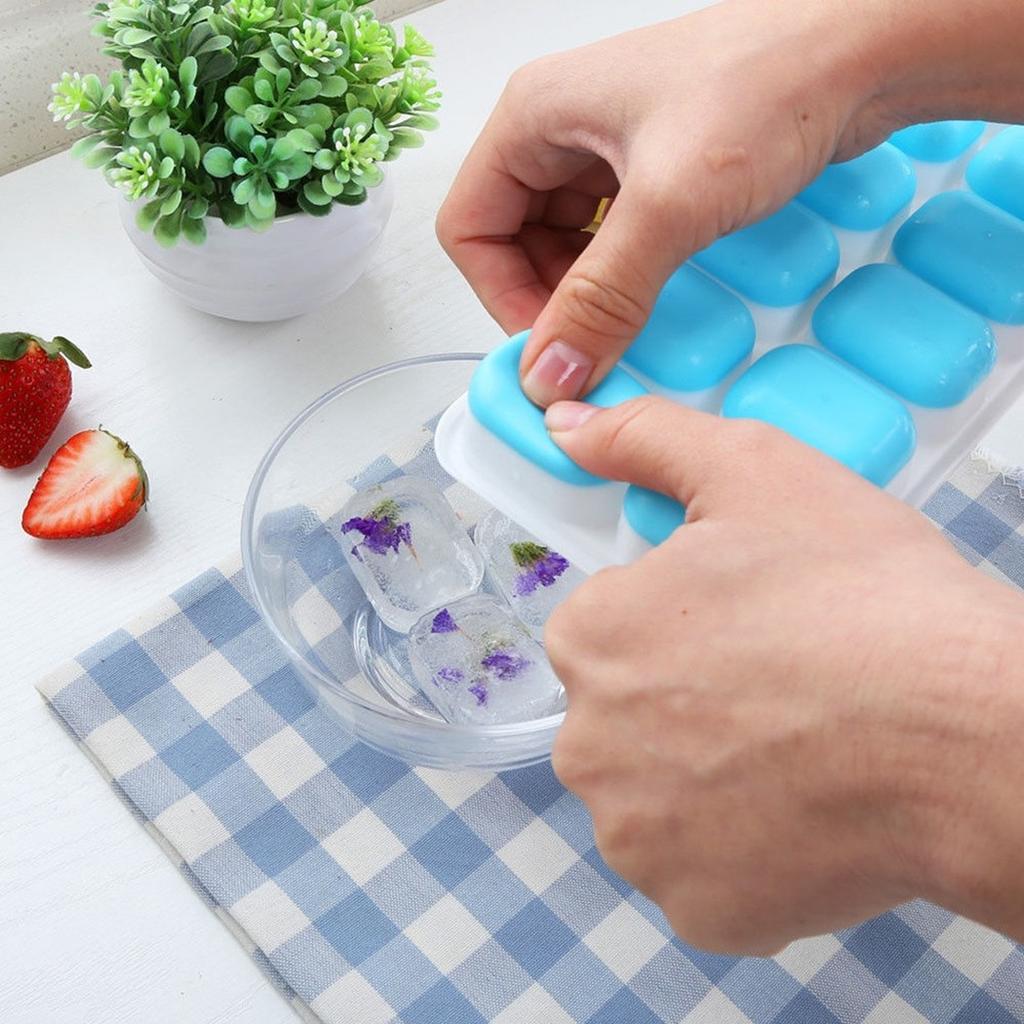 Keep Your Drinks Cold for Hours with Our 14-Hole Silicone Ice Cube Container