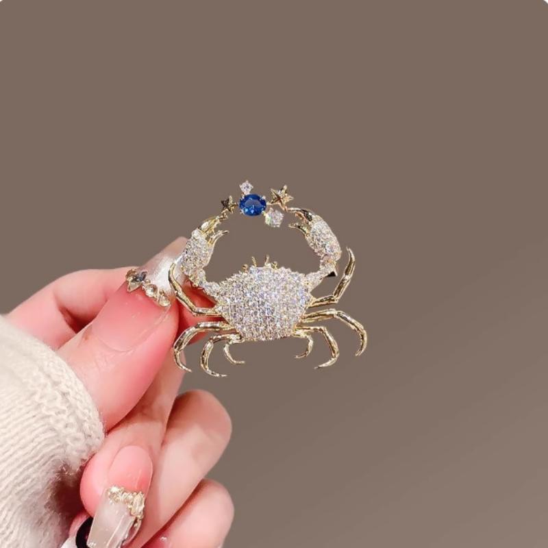 Fashion Crab Brooch Exquisite Simple Personalized Creative Full Of Zirconium Pins High-End Suit Jacket Decor Accessories Gift