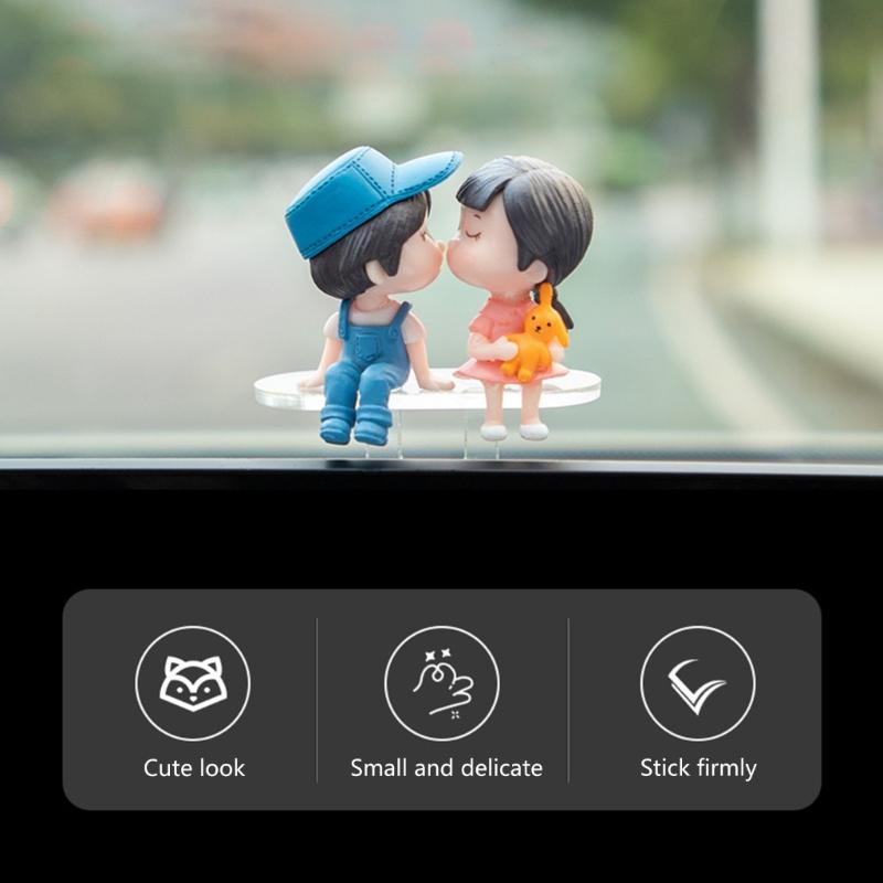Auto Interior Decoration Sliding Couple Figurine Vehicle Ornament Car Decoration Accessory Cute Figurine Decor
