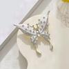 Delicate White Butterfly Brooches Butterfly Pin Stylish Women Brooch Wedding Celebration Pin for Daily and Party Wear