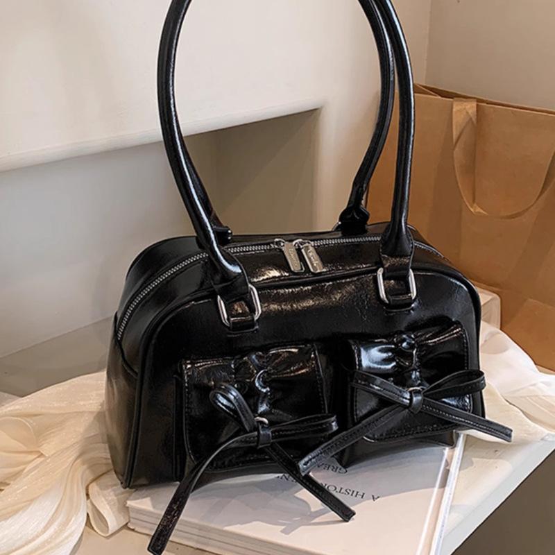 Korean Lazy Style Shoulder Bag Women'S Ins Tide Solid Color Niche Design Explosion Simple And Versatile Commuting Texture