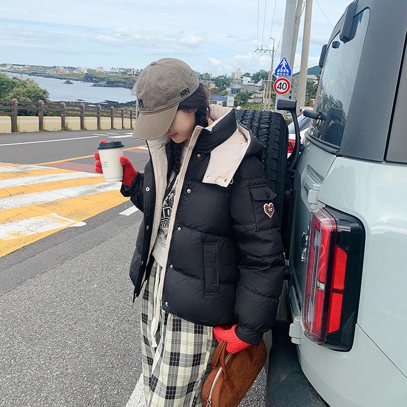 

Зима 2025 Новая женская корейская версия Утолщенная теплая и ветрозащитная модная хлопковая куртка с капюшоном Женская хлопковая куртка S чёрный