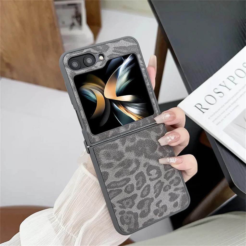 Fashion Leopard Print Phone Case for Samsung Galaxy Z Flip 6 Z Flip 5 Z Flip 4 Z Flip 3 Ultra Thin Leather Shockproof Case