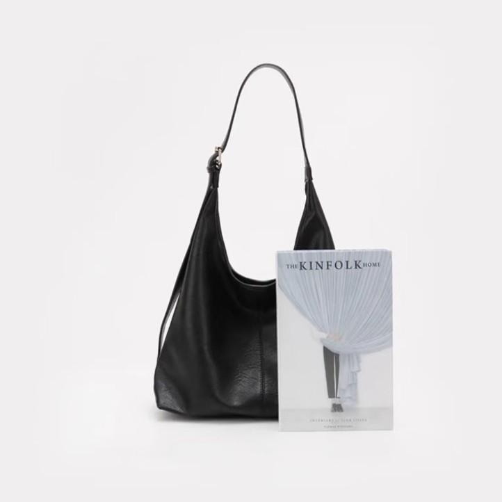 Large Capacity Bag for Women New Fashion Single Shoulder Bag Simple Fashion Soft Surface Commuter Underarm Tote Bag Trendy