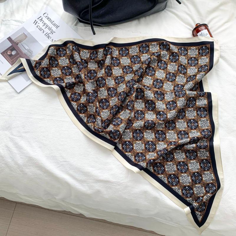 Cashew flower silk scarf new trend bag headscarf headband neck protector scarf scarf small shawl triangle scarf fart curtain