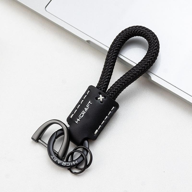 1 Piece Men Sporty Fashion Braided Keychain Organizer Simplicity Trendy PU Leather Key Ring for Car Keys Creative Gift