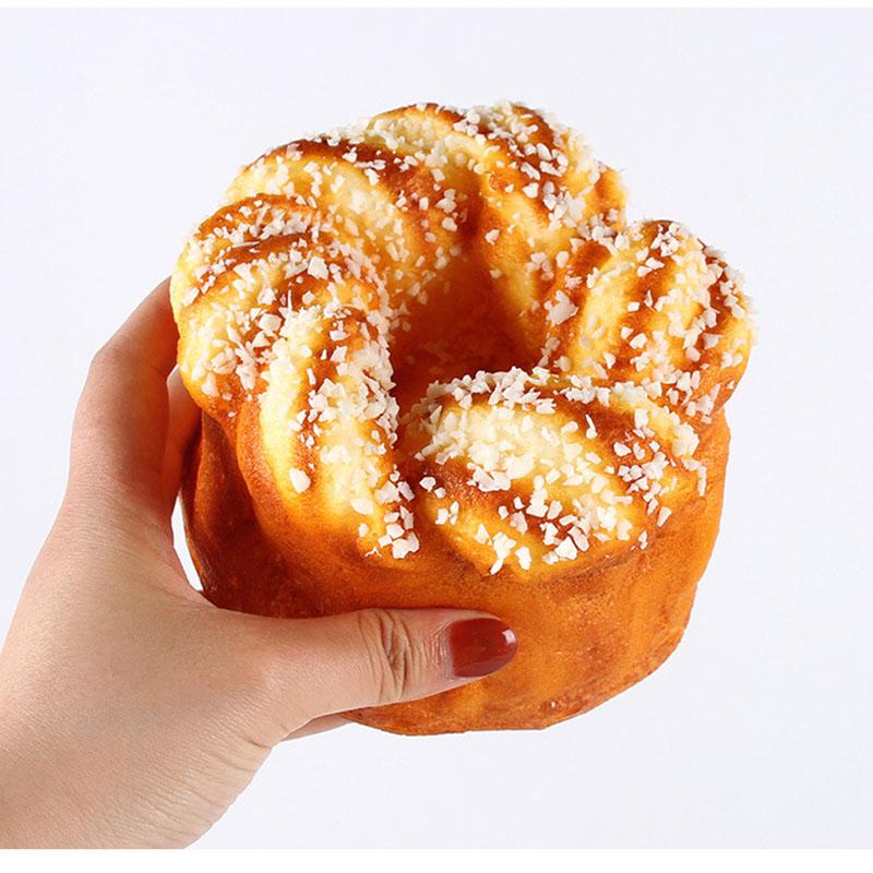 Simulation Food Fake Bread Artificial Cake Toy Flower-Shaped Large Bread Spiral Soft Bread Photography Prop PU Material Toy