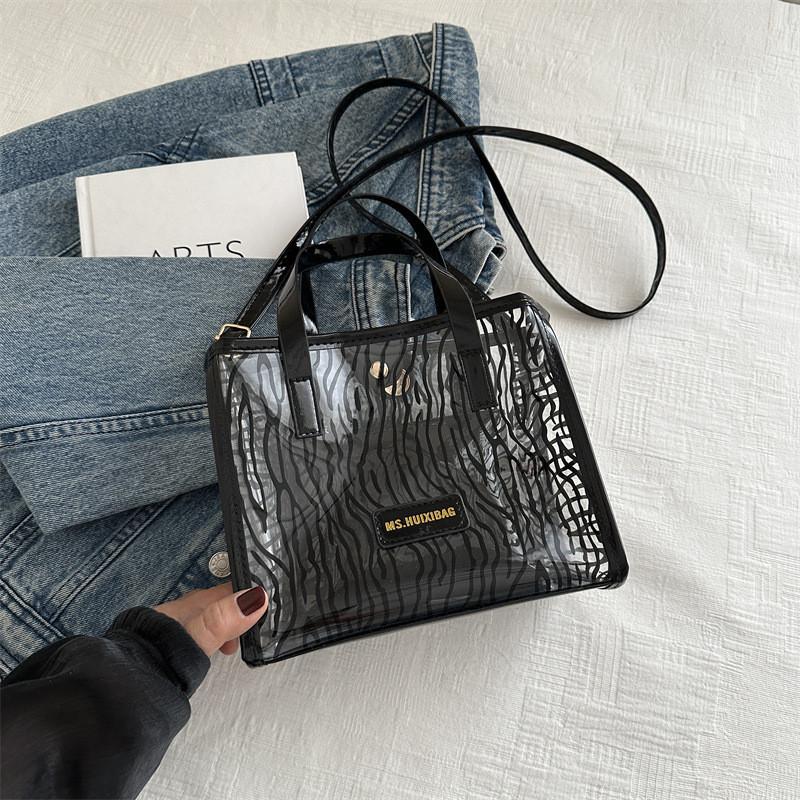Stylish Large Capacity Transparent Jelly Shoulder Bag For Mothers 2024 Spring New Street Fashion Tote Bag