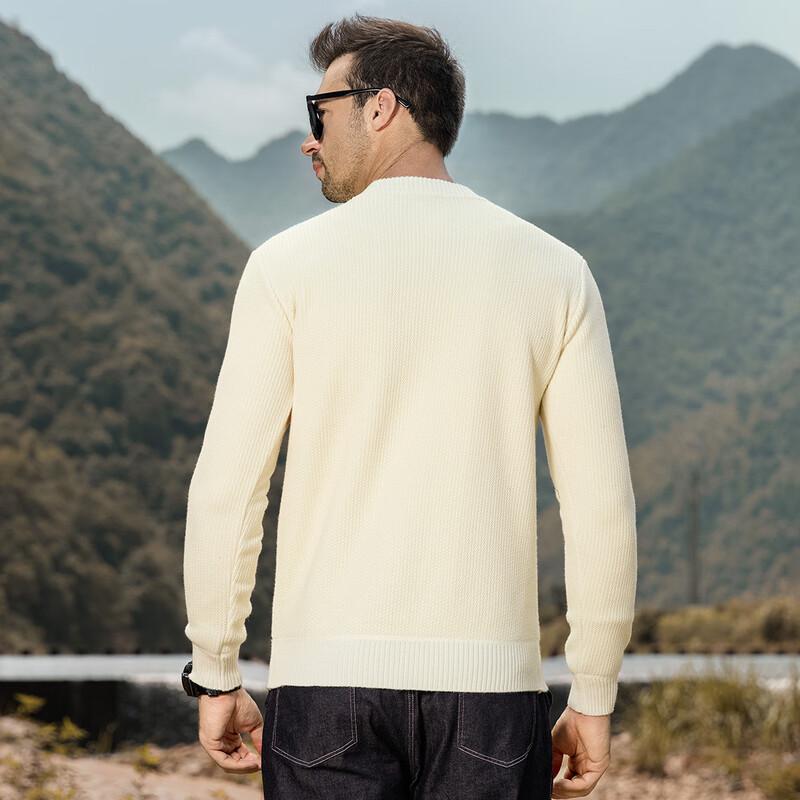 JEEP Men's Embroidered Chenille Fleece Round Neck Knit Sweater