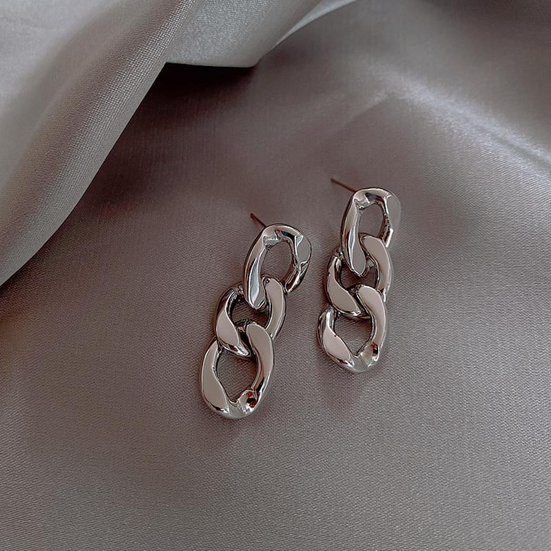 Trendy Hollow Chain Hoop Earrings Temperament Simple Circle Statement Earrings Jewelry Metal Geometric Fashion Earrings