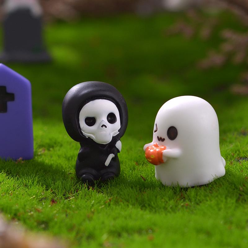 The "Ghost of Death" Series of Small Bonsai Ornaments Mini and Cute Little Rabbit Ghost Ornaments