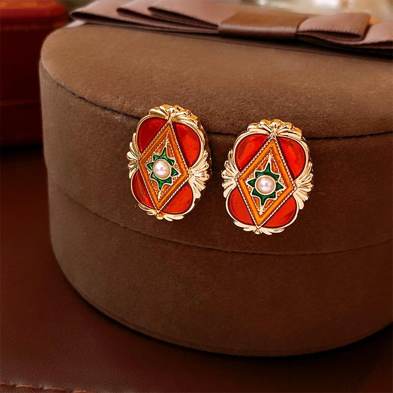 Medieval vintage earrings, court style niche high-end stud earrings Internet celebrity retro earrings jewelry women