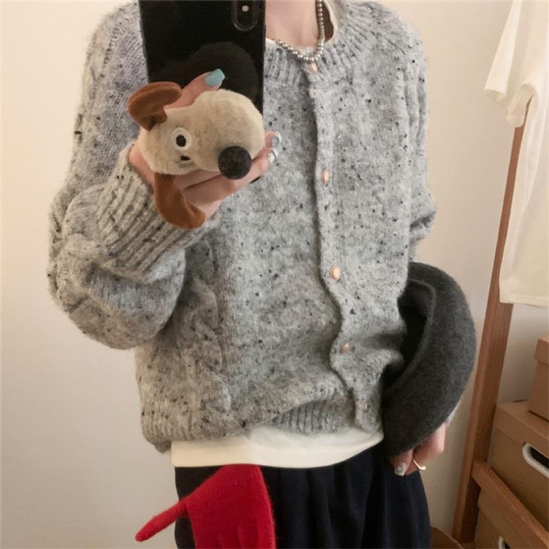 Autumn and Winter New Retro Twist Soft Waxy Sweater Jacket Women's Gentle Wind Flower Thread Knitted Cardigan Top