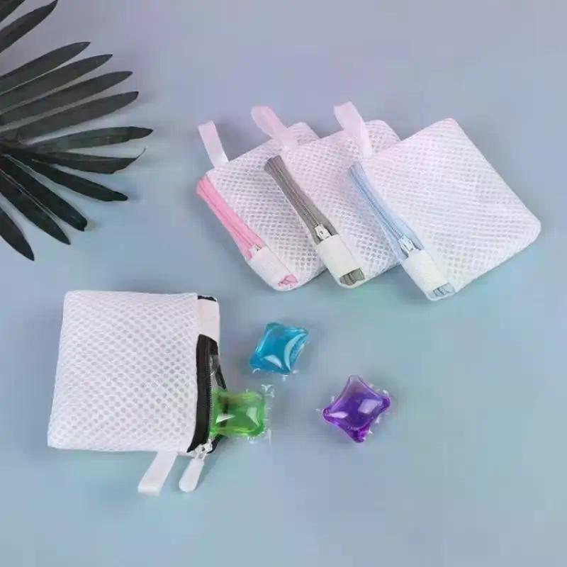 1pcs 10x10cm Laundry Sock & Small Item Storage Bags With Zipper Closure - Heavy-Duty Mesh Laundry Bags With Corner Design