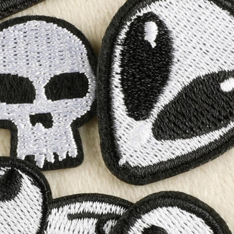 7 Pcs Cartoon Alien Head Embroidered Patches Iron On Patches Lovely Clothing Patches Sewing Patches for Clothes Bag