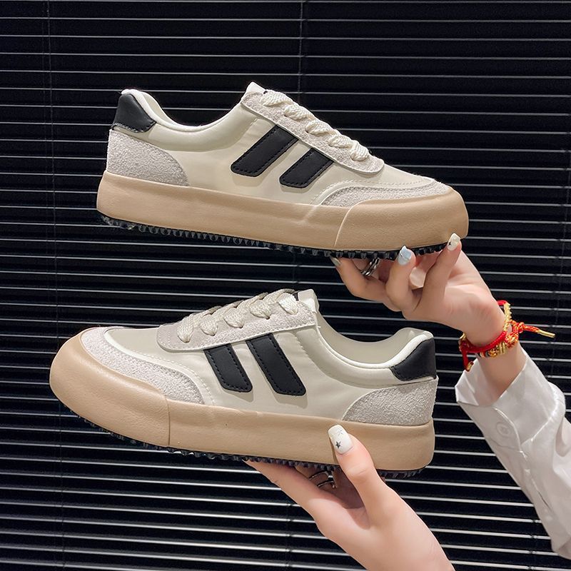 Retro board shoes women's spring and autumn Korean version of student versatility casual thick-soled white shoes flat sports training shoes