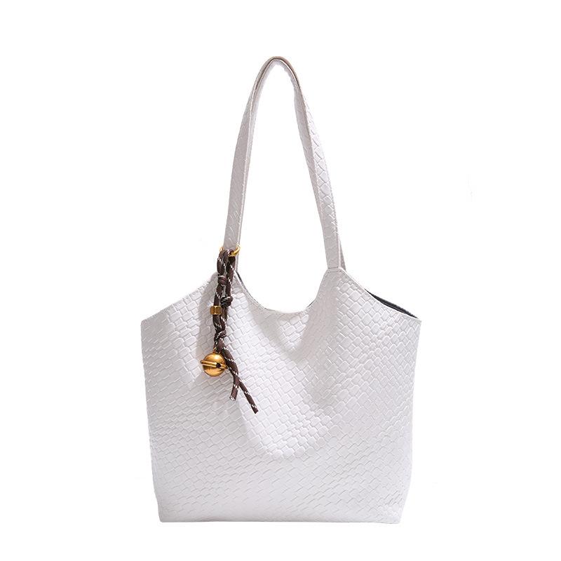 Large Capacity Shoulder Bag New Summer Versatile Commuter Bag Underarm Bag Popular Tote Bag Trendy