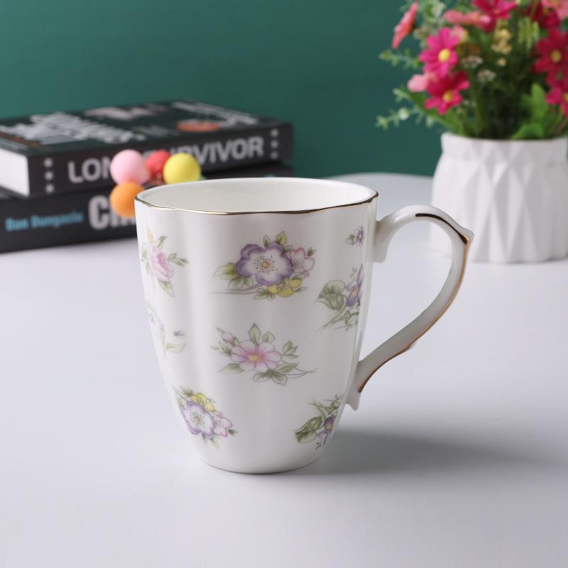Bone China Coffee Mugs with Gold Rim, 450ml Floral Teacups for Women Gifts
